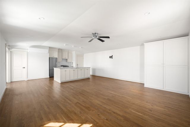 5623 Mccommas Boulevard, Dallas, TX 75206