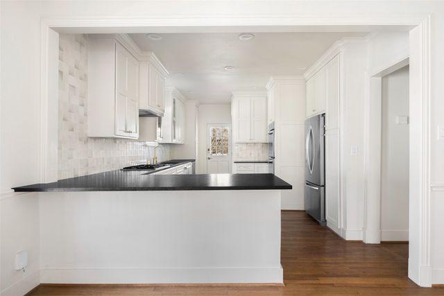 5623 Mccommas Boulevard, Dallas, TX 75206