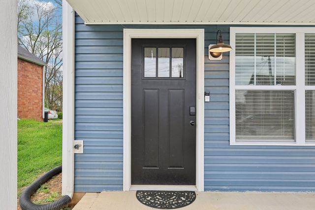 138 Blackman St, Clarksville, TN 37040