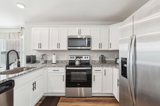 138 Blackman St, Clarksville, TN 37040
