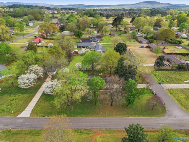 110 Flowerwood Drive, Meridianville, AL 35759