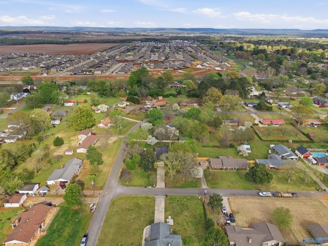 110 Flowerwood Drive, Meridianville, AL 35759