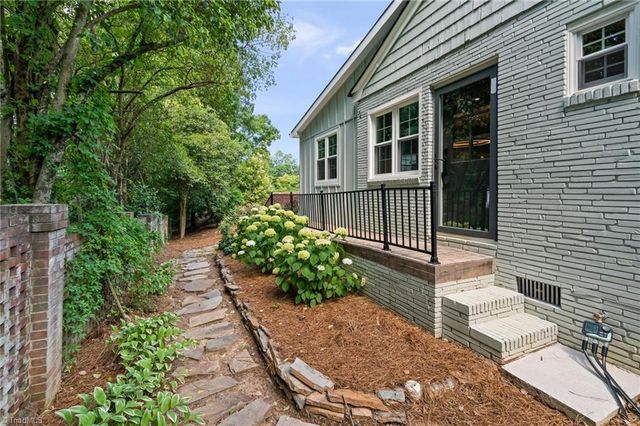 1115 Rockford Road, High Point, NC 27262
