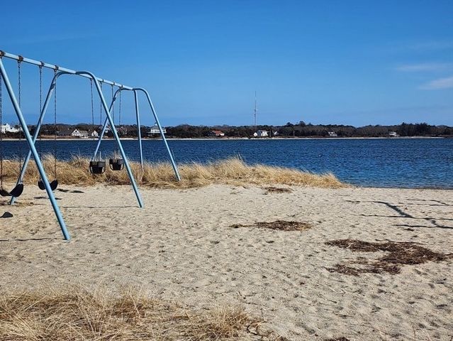 148 Berry Avenue, Yarmouth, MA 02673