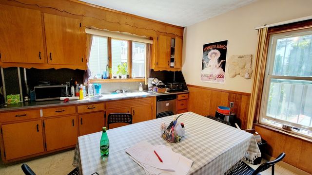 70 Ossipee Rd 2, Somerville, MA 02144