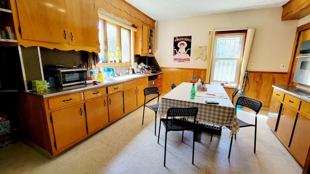 70 Ossipee Rd 2, Somerville, MA 02144