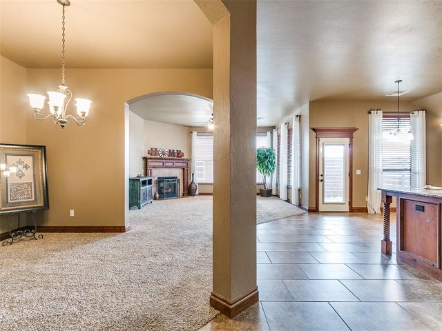 2100 SE 5th Street, Moore, OK 73160