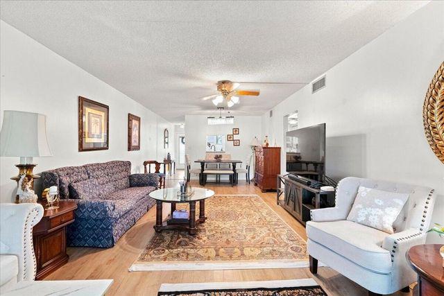 2304 LUCAYA Lane C1, Coconut Creek, FL 33066