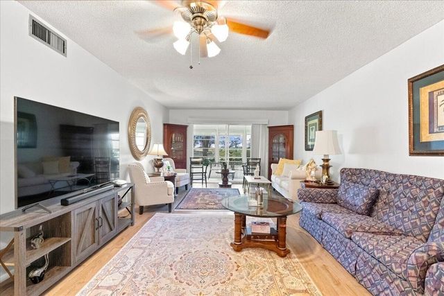 2304 LUCAYA Lane C1, Coconut Creek, FL 33066