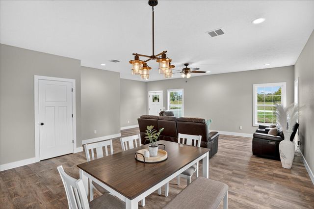 000 South 82nd Road, Bolivar, MO 65613