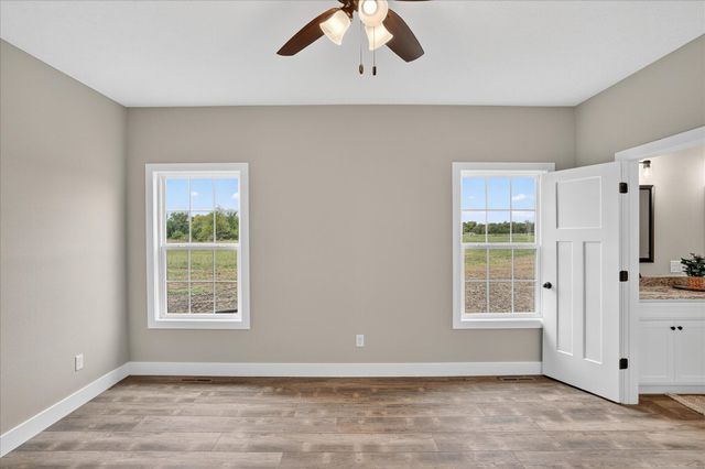 000 South 82nd Road, Bolivar, MO 65613