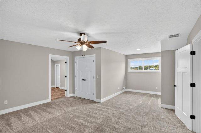 000 South 82nd Road, Bolivar, MO 65613