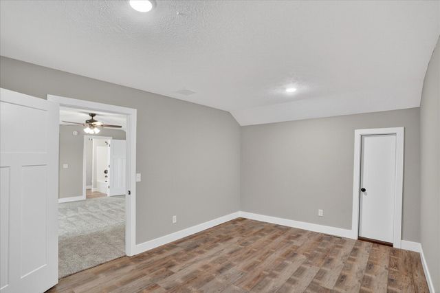 000 South 82nd Road, Bolivar, MO 65613