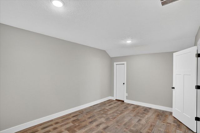 000 South 82nd Road, Bolivar, MO 65613