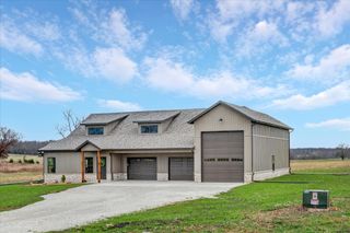 000 South 82nd Road, Bolivar, MO 65613