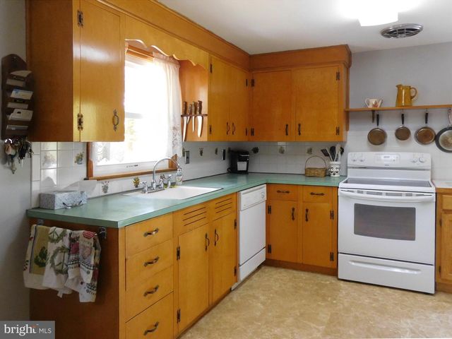 910 HUBBS ST, Delran, NJ 08075