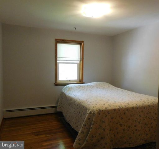 910 HUBBS ST, Delran, NJ 08075