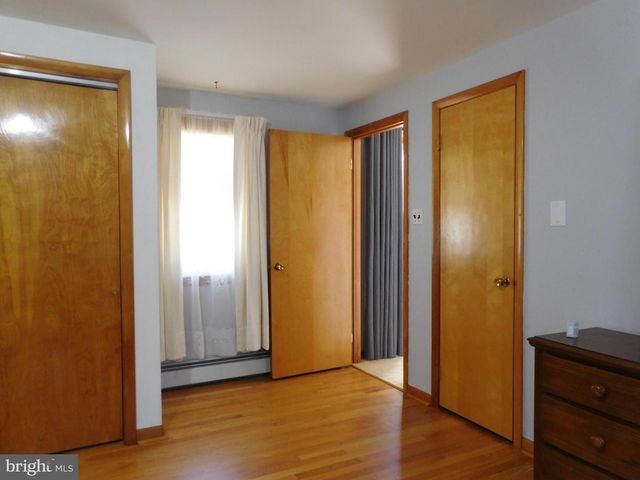 910 HUBBS ST, Delran, NJ 08075