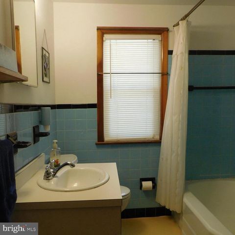910 HUBBS ST, Delran, NJ 08075