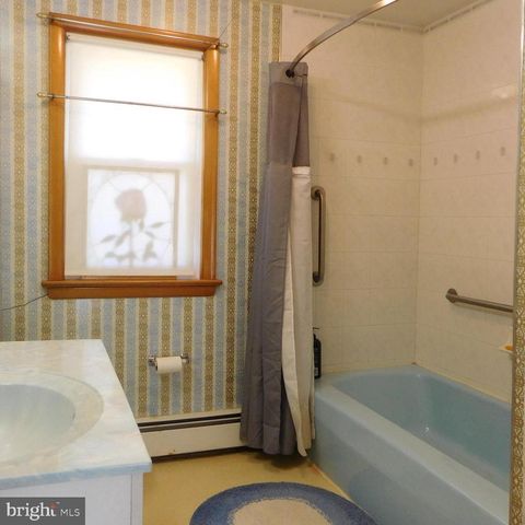 910 HUBBS ST, Delran, NJ 08075