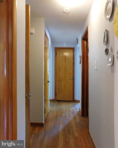 910 HUBBS ST, Delran, NJ 08075