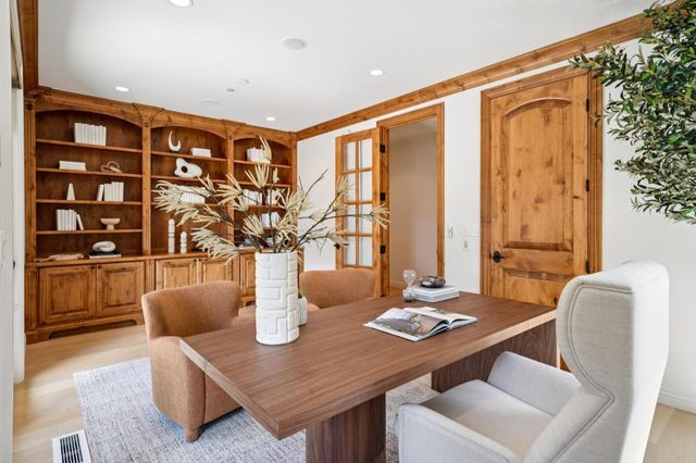 15730 Shannon Heights Road, Los Gatos, CA 95032