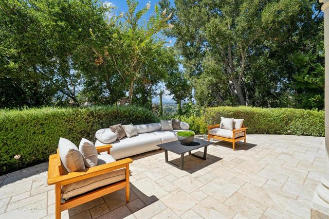15730 Shannon Heights Road, Los Gatos, CA 95032