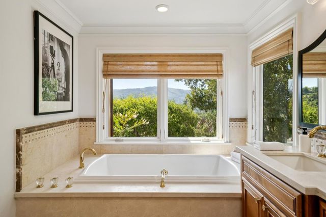 15730 Shannon Heights Road, Los Gatos, CA 95032