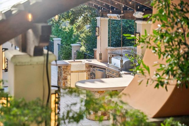 15730 Shannon Heights Road, Los Gatos, CA 95032
