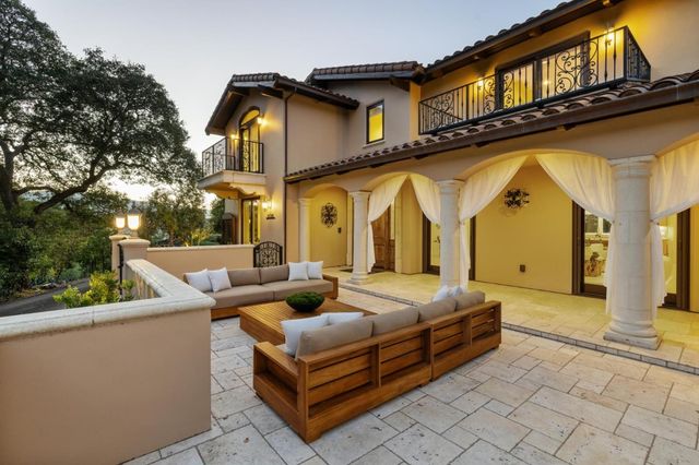15730 Shannon Heights Road, Los Gatos, CA 95032