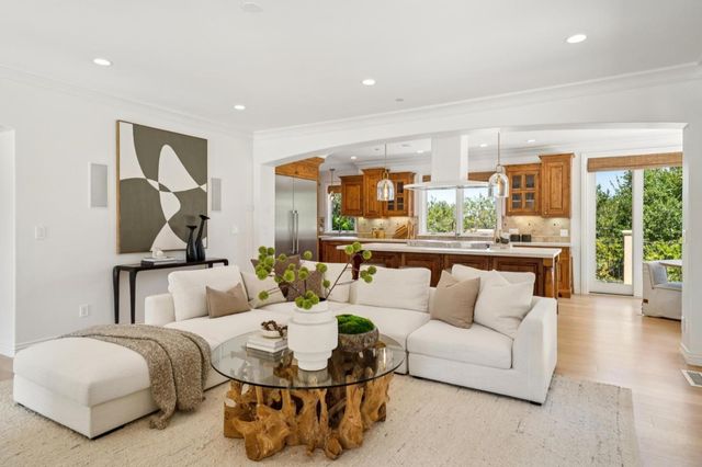 15730 Shannon Heights Road, Los Gatos, CA 95032