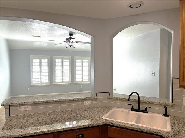 22410 Barrell Springs Lane, Tomball, TX 77375