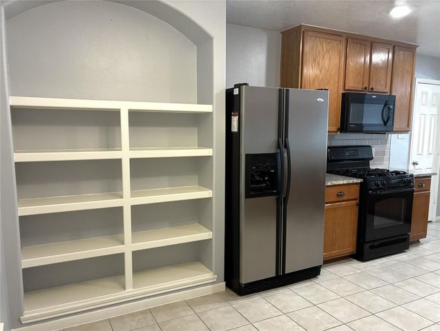 22410 Barrell Springs Lane, Tomball, TX 77375