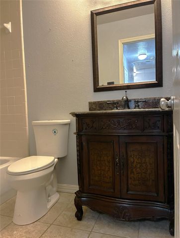 22410 Barrell Springs Lane, Tomball, TX 77375