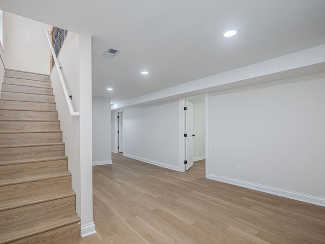 8504 S Baltimore Avenue, Chicago, IL 60617