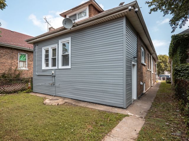8504 S Baltimore Avenue, Chicago, IL 60617