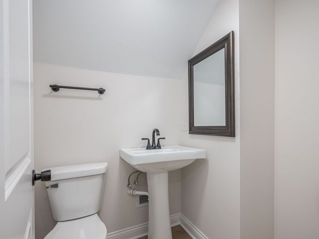 8504 S Baltimore Avenue, Chicago, IL 60617
