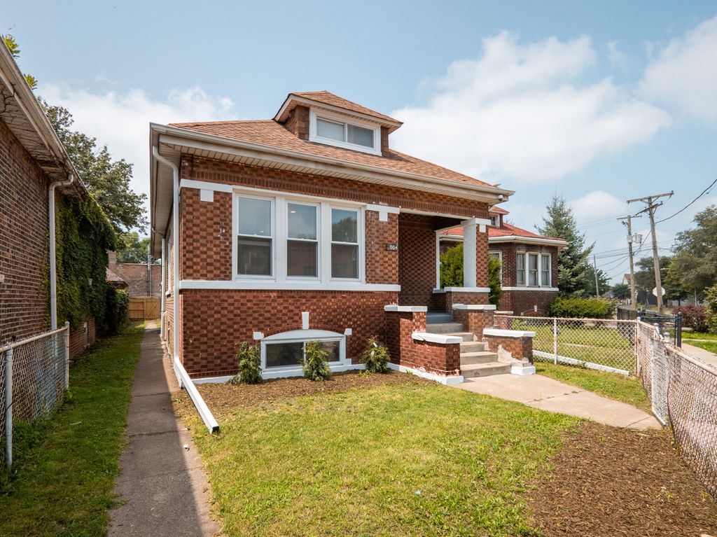 8504 S Baltimore Avenue, Chicago, IL 60617