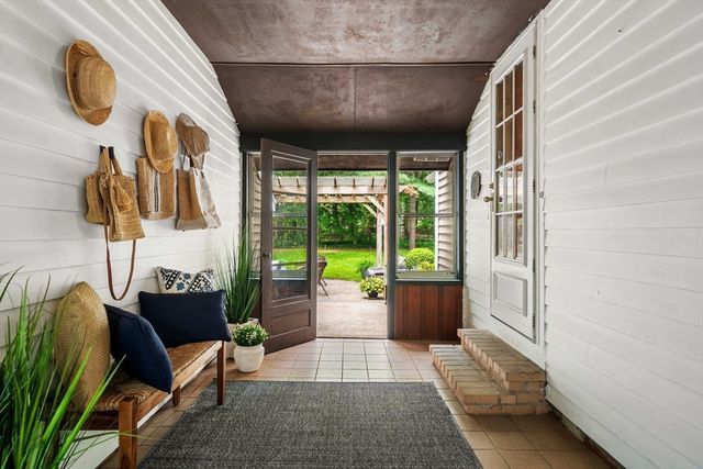18 Gleason Rd, Reading, MA 01867