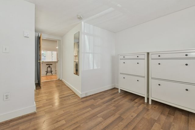 15 Saint George St 1, Boston, MA 02118