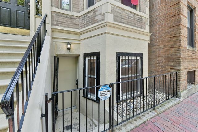 15 Saint George St 1, Boston, MA 02118