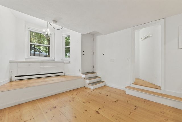 15 Saint George St 1, Boston, MA 02118
