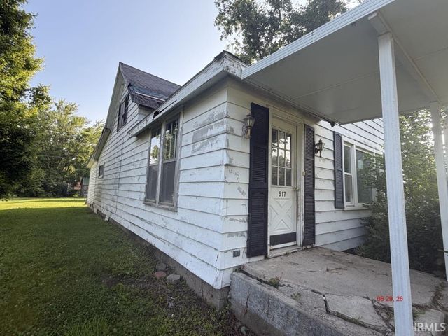 517 E 4Th Street, Hartford City, IN 47348