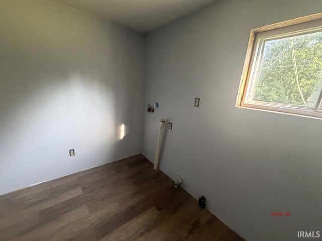 517 E 4Th Street, Hartford City, IN 47348