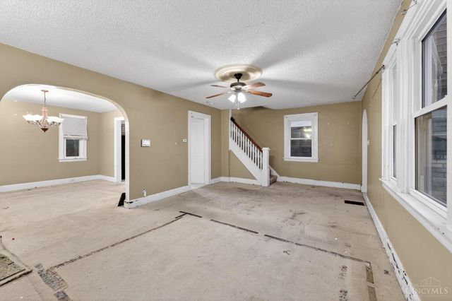 1083 Benz Avenue, Cincinnati, OH 45238