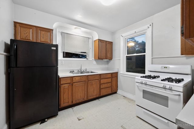 1083 Benz Avenue, Cincinnati, OH 45238