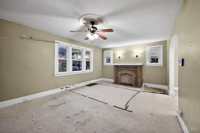 1083 Benz Avenue, Cincinnati, OH 45238