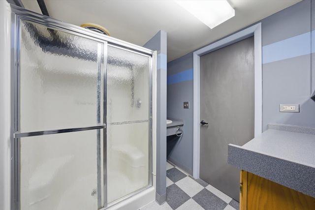 373 W Glengate Avenue, Chicago Heights, IL 60411