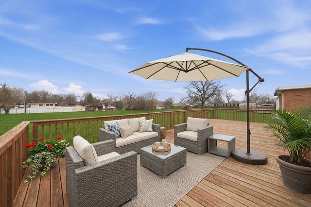 373 W Glengate Avenue, Chicago Heights, IL 60411