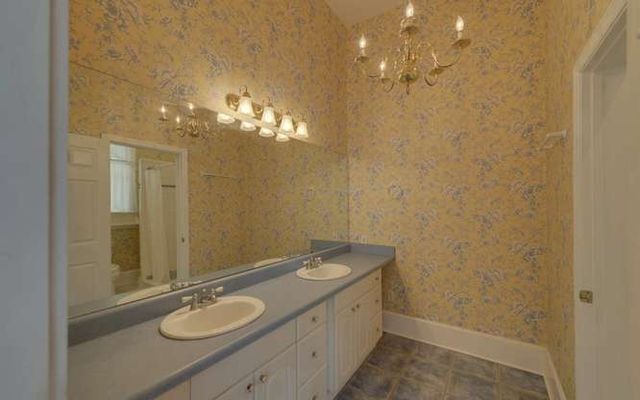 330 River Road, Westminster, SC 29693